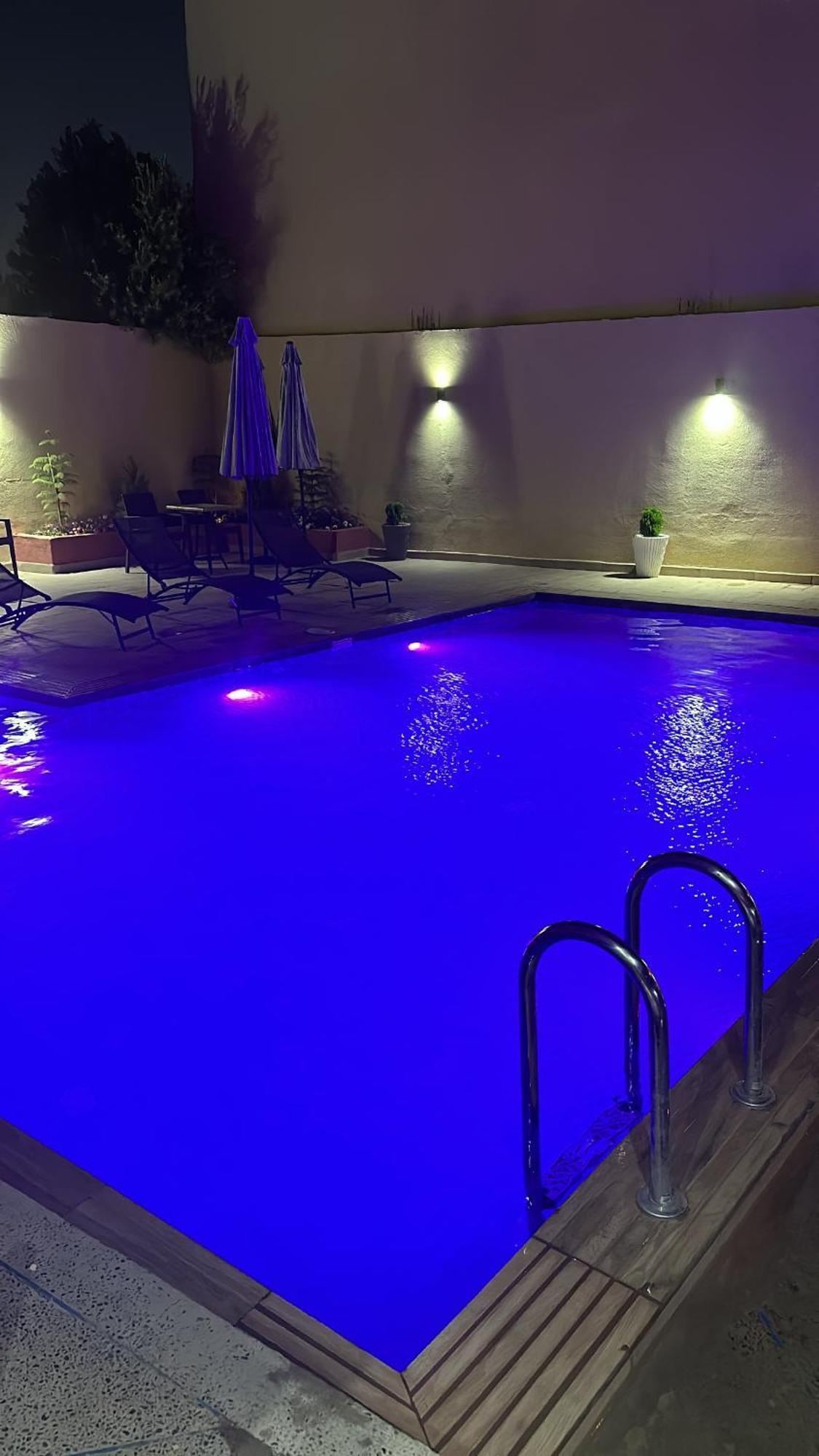 Moonrise Villa Vip Midelt Eksteriør billede